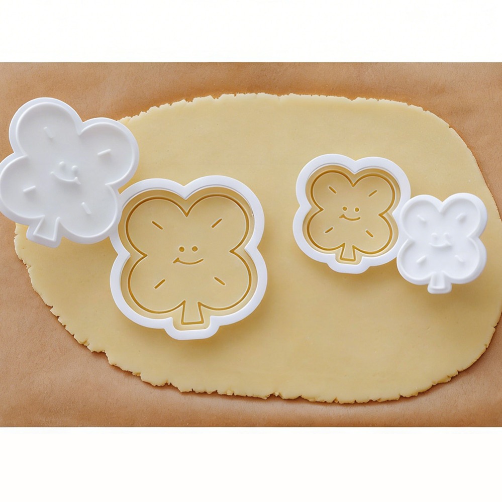 Lucky Four-Leaf Clover Cookie  - Commercial Kitchen Equipment List review and price